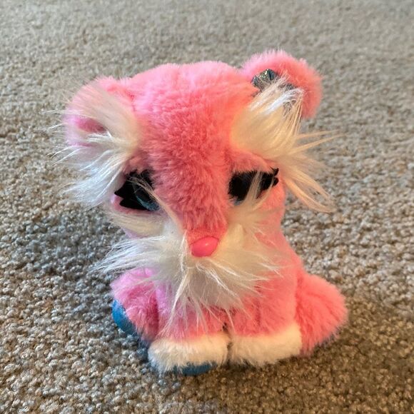 Pets alive surprise toy by zuru - Picture 1 of 4